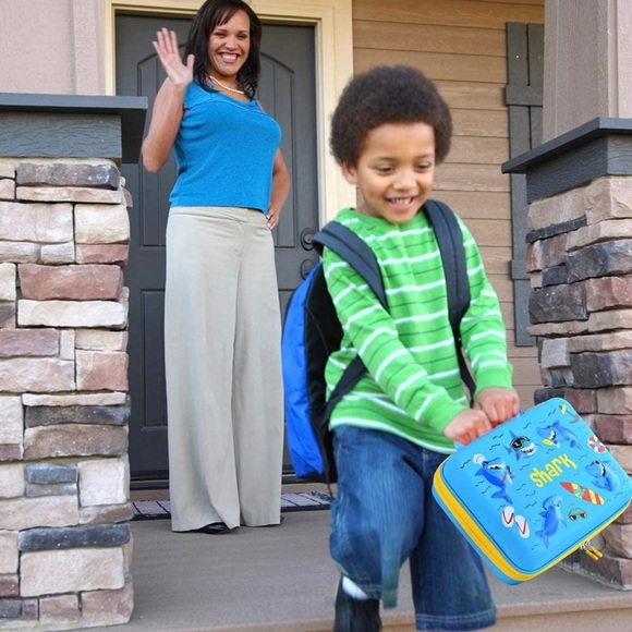 COO&KOO NWT Shark Blue Yellow Kids Lunchbox with Accesories - Picture 7 of 12